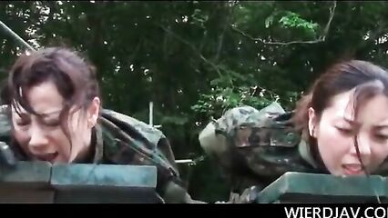 Азиатское жесткое порно бдсм с военными