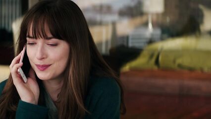 На пятьдесят оттенков темнее (Расширенная версия)