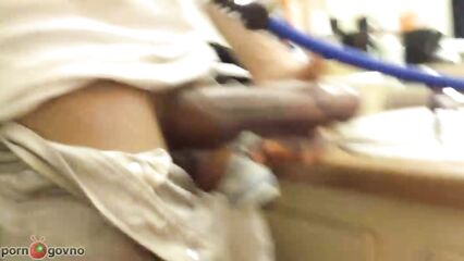 Временное увеличение члена с помощью вакуумной гидропомпы