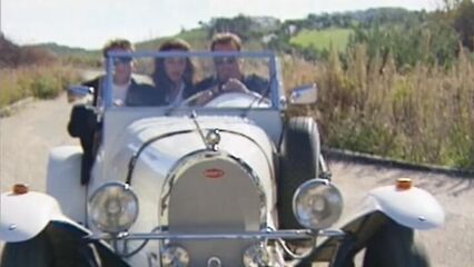 Деньги ни к чему, секс бесплатный (Деньги ничто, секс все)