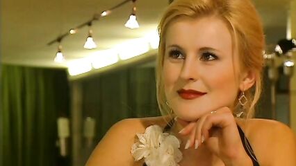 Коктейль 1 | Частное кафе 1 — порно фильм с русским переводом