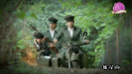 Бесславные сучки | Inglorious Bitches — порно фильм XXX пародия