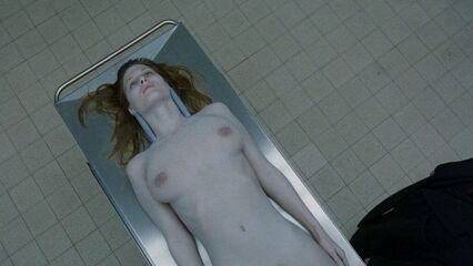 С широко закрытыми глазами — эротический фильм