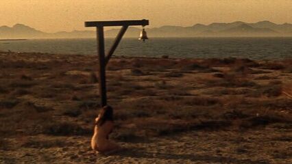 Евгения... история ее путешествия в мир извращений