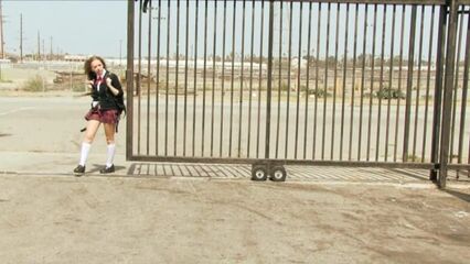 Порно фильмы: Шлюха внутри меня, с русским переводом